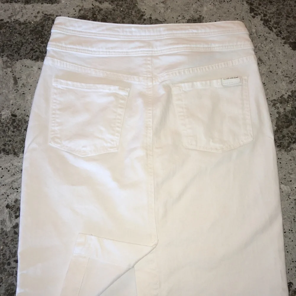 7 for All Mankind denim pencil skirt - Picture 2 of 6